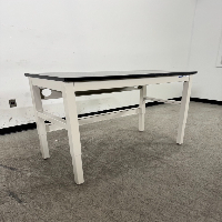 VWR Contour 3' Laboratory Bench image 0